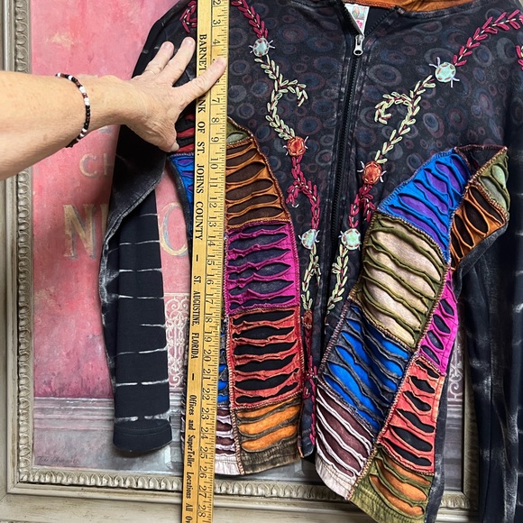 India Boutique Multicolor Embroidered Hoodie - Picture 9 of 12